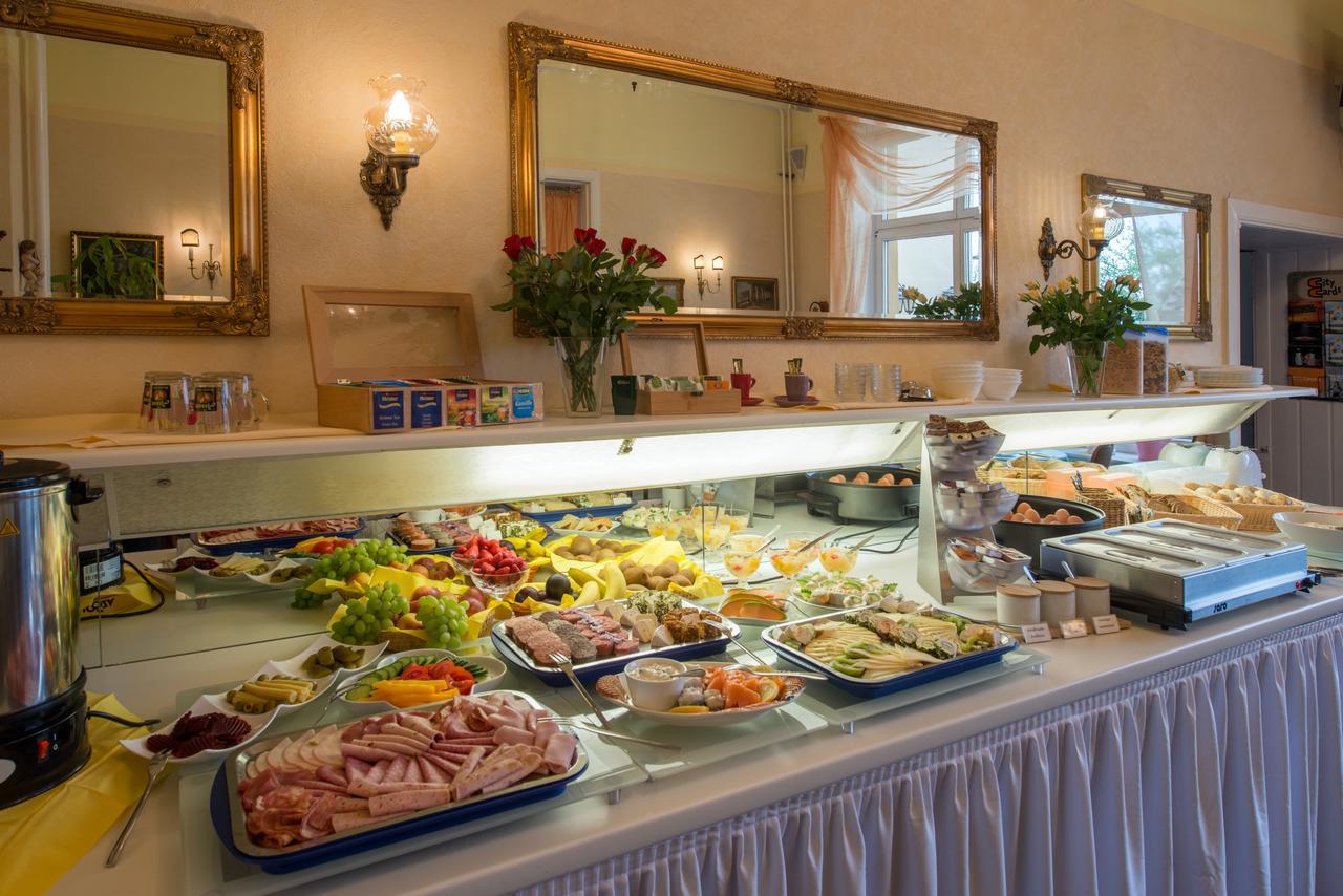 Knoepel Hotel